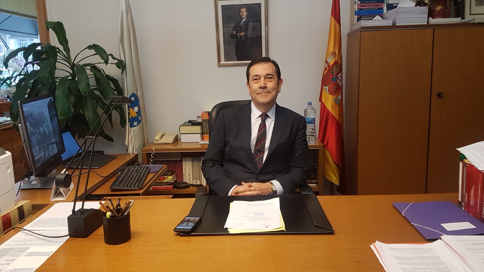 El magistrado Luis Pérez Merino es reelegido juez decano de A Coruña